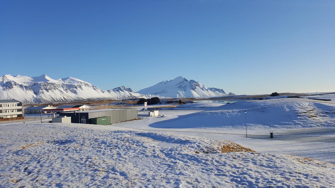 Hvita Husith, Kirkjubraut 48 Appartement Höfn Buitenkant foto