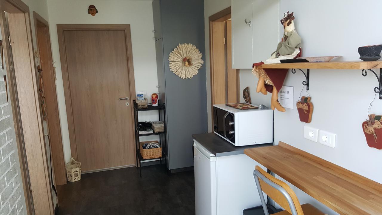 Hvita Husith, Kirkjubraut 48 Appartement Höfn Buitenkant foto