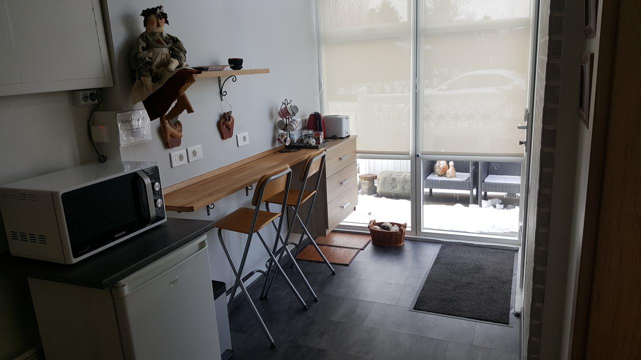 Hvita Husith, Kirkjubraut 48 Appartement Höfn Buitenkant foto