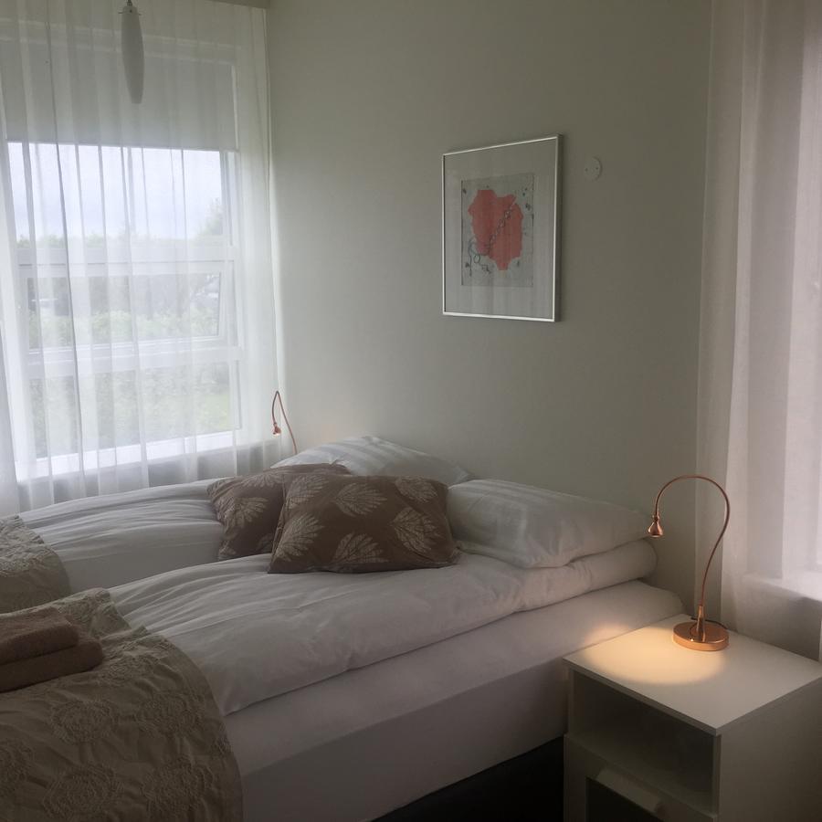 Hvita Husith, Kirkjubraut 48 Appartement Höfn Buitenkant foto
